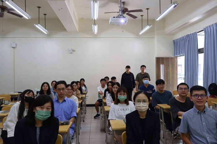 114.10.08三信銀行_踏上⾦融職涯第⼀步-從新鮮⼈到銀⾏新星的入⾏秘訣講座圖片