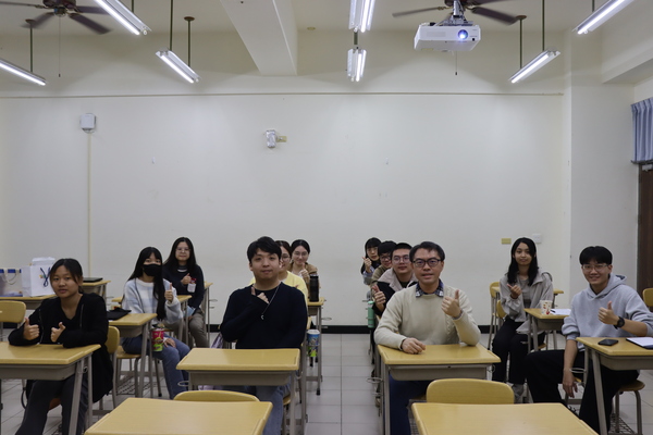 114.11.26簡報事務所_簡報魅力加分術:打造視覺與說話的雙贏表現講座圖片